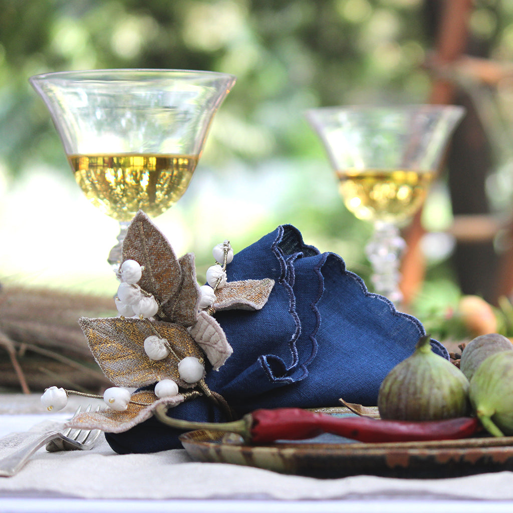 White Leaf Napkin Tie