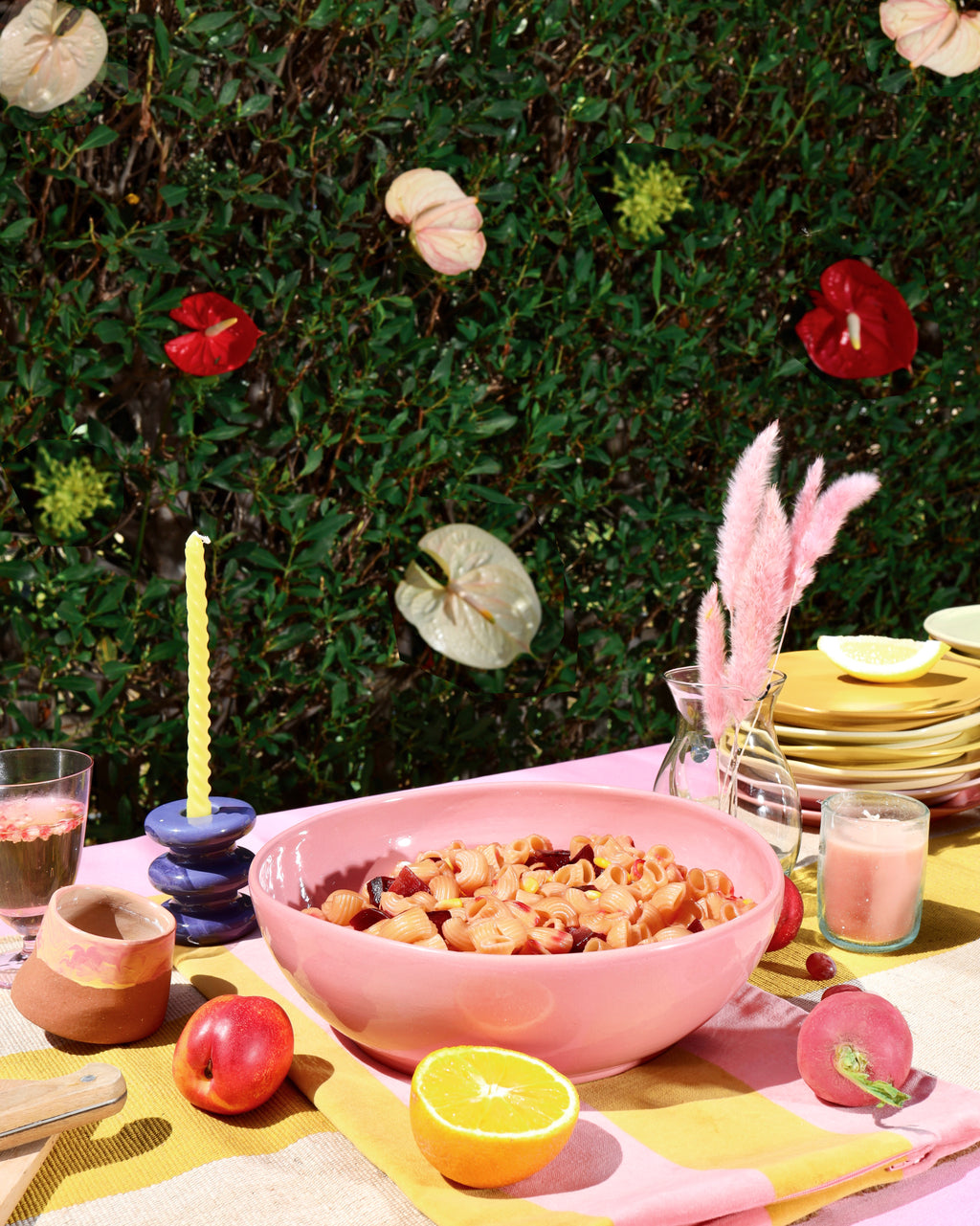 وعاء تقديم وردي - صغير