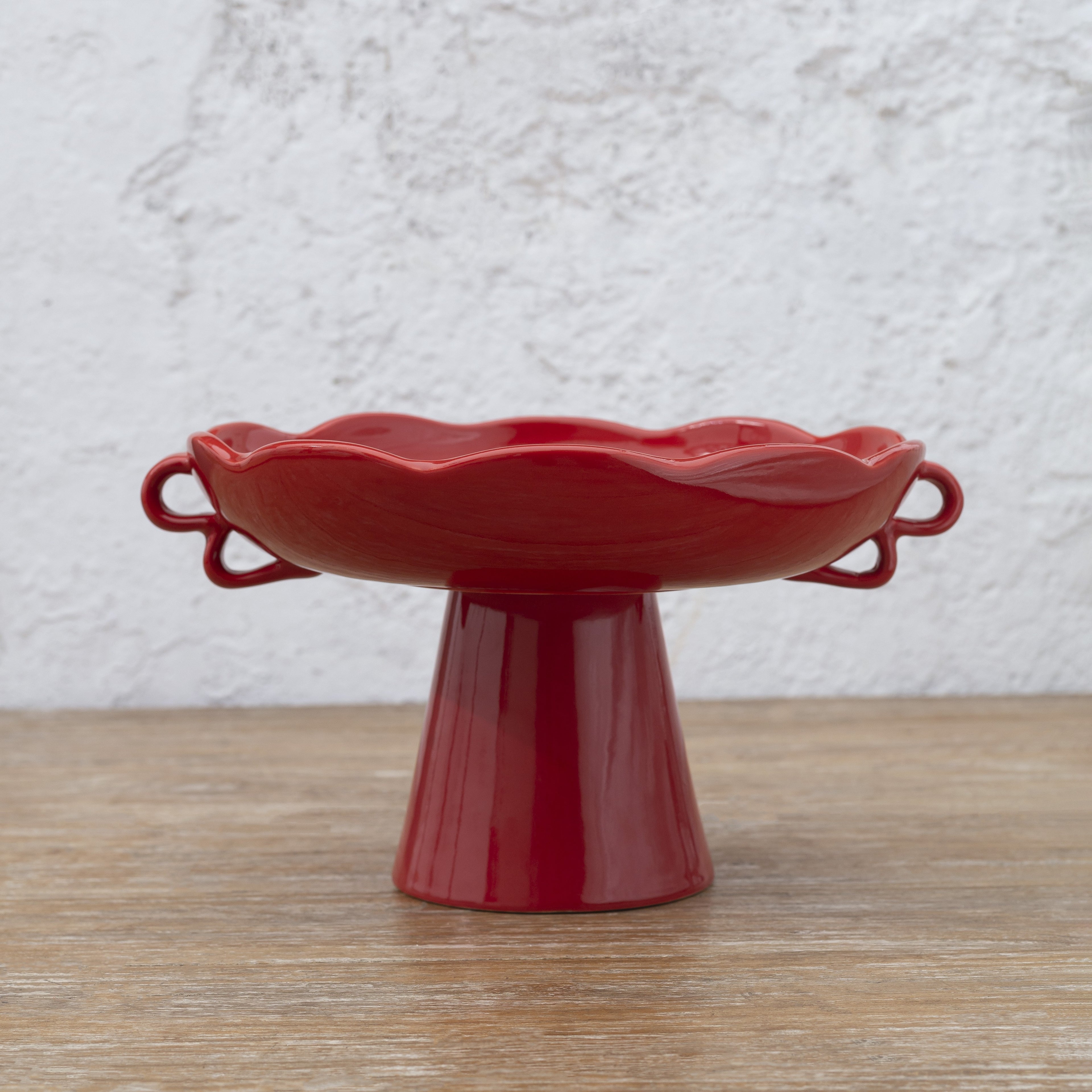 Red footed fruit bowl 