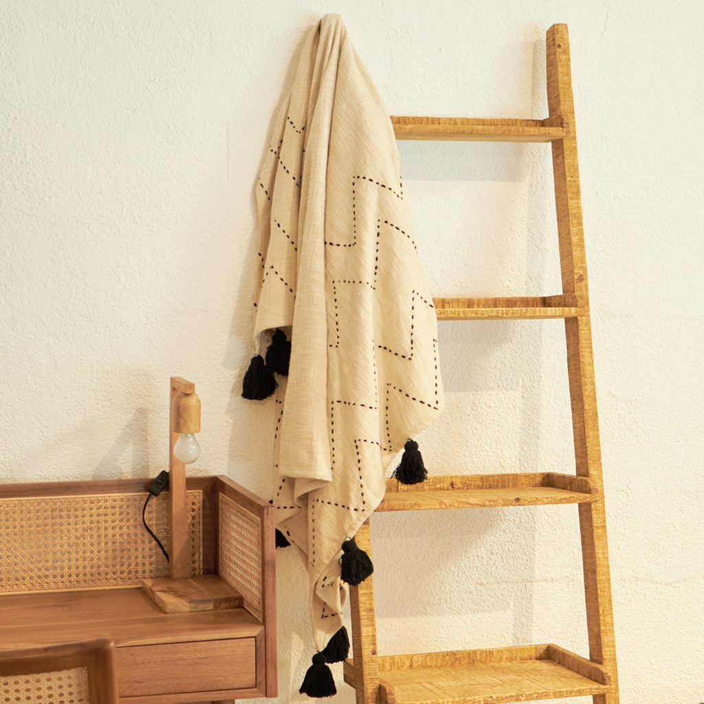 بطانية ياسمين طبيعية / سوداء